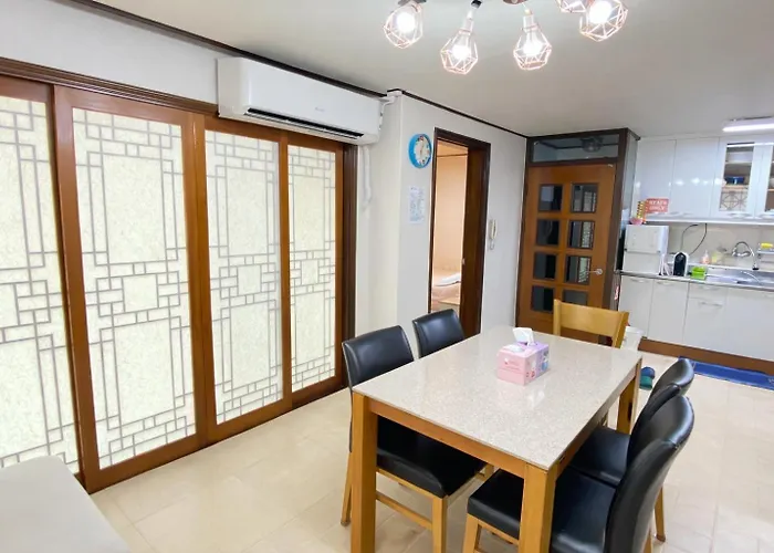 Villa Aroha House For Foreign Guests Only *