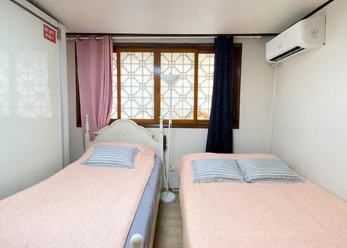 Aroha House For Foreign Guests Only